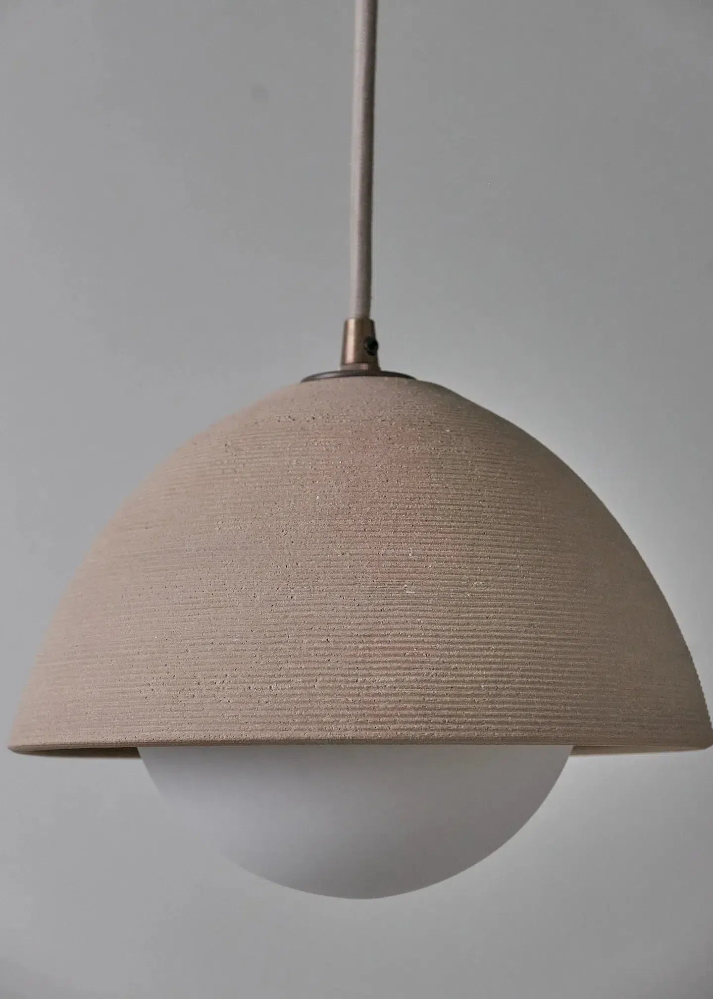 Small Dome Pendant Lamp in Combed Sand
