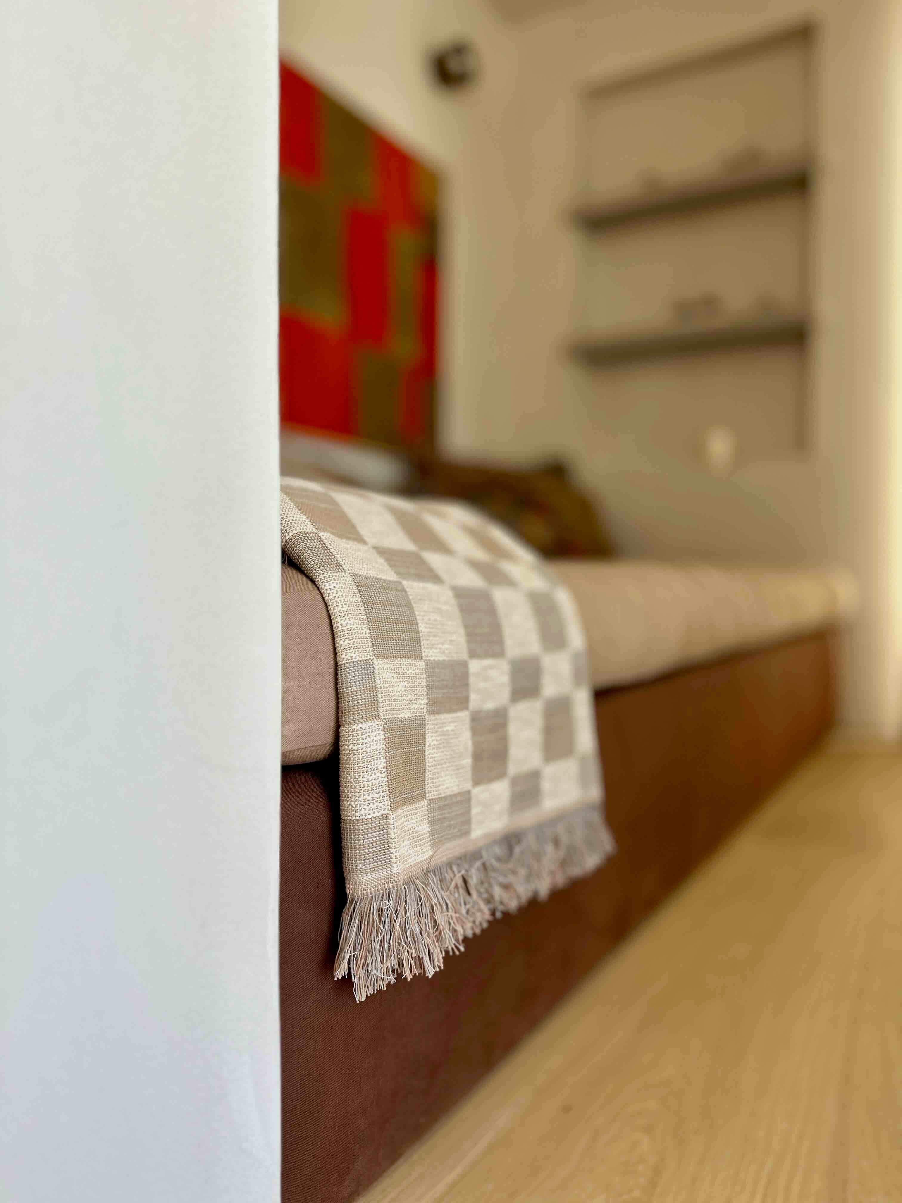 Mariana Throw